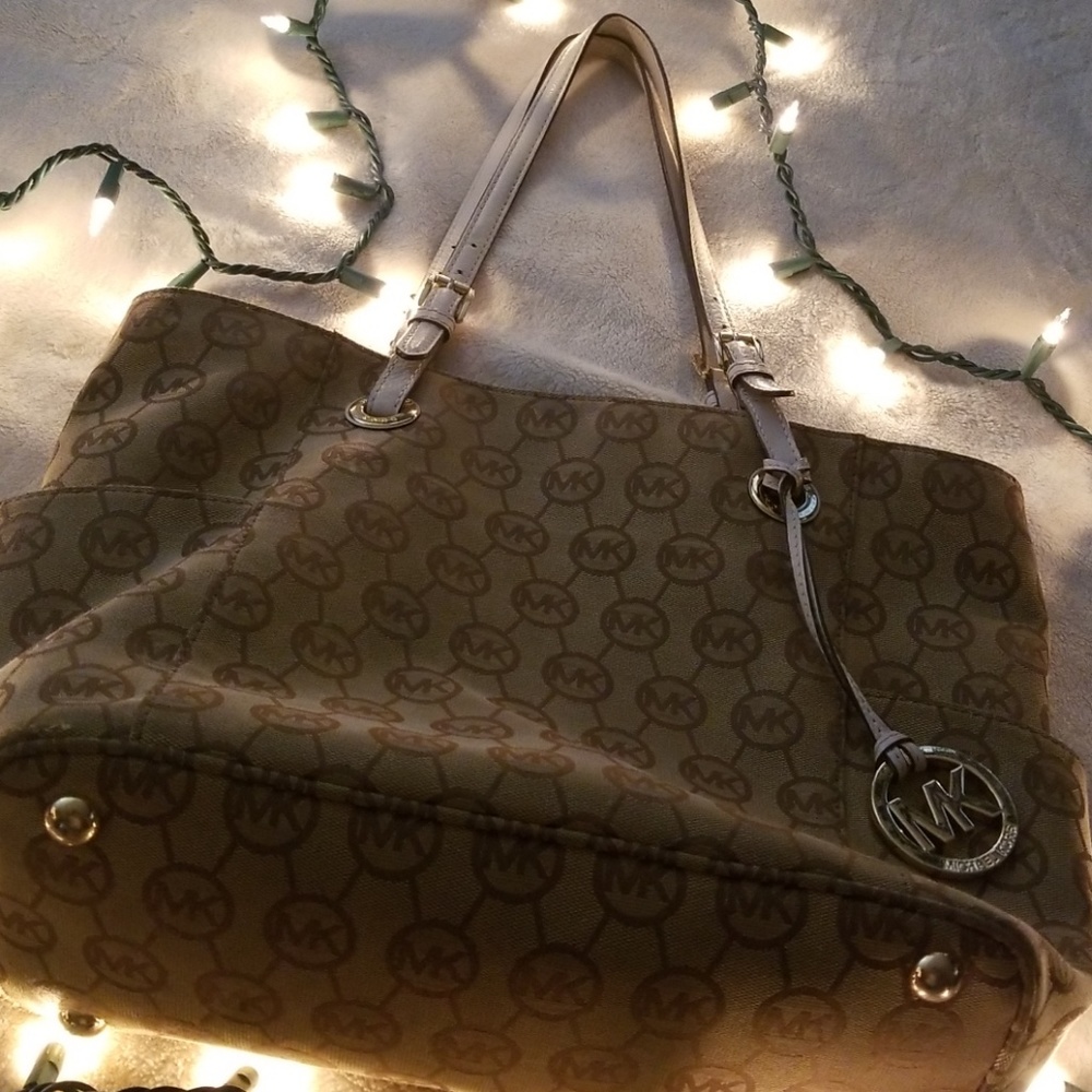 Authentic Large Michael Kors Tote